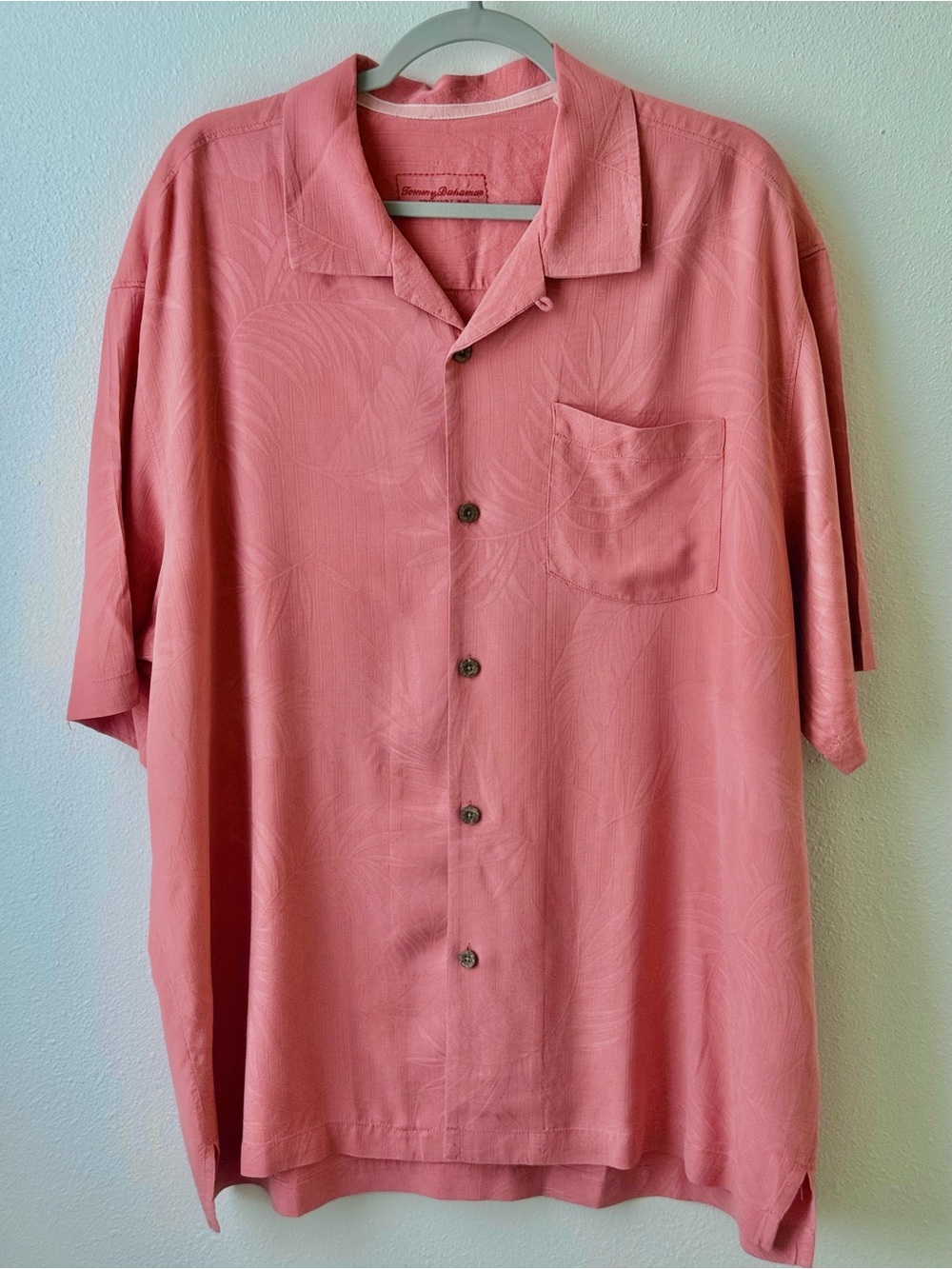Tommy Bahama 100% Silk Coral Jacquard Hawaiian Shirt XL/TG